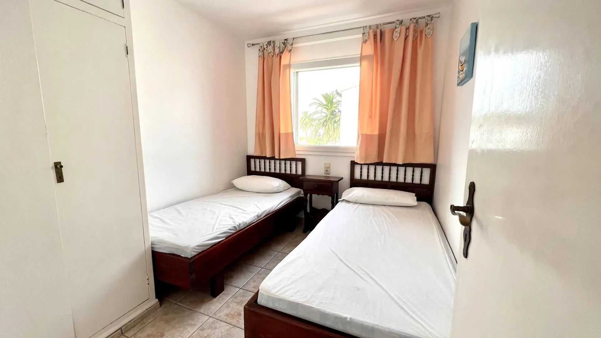 Creus Apartamento Dos Habitaciones Empuriabrava 0*,  Spanyolország